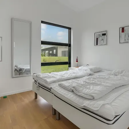 3 Bedroom Lovely In Sydals Holiday home *